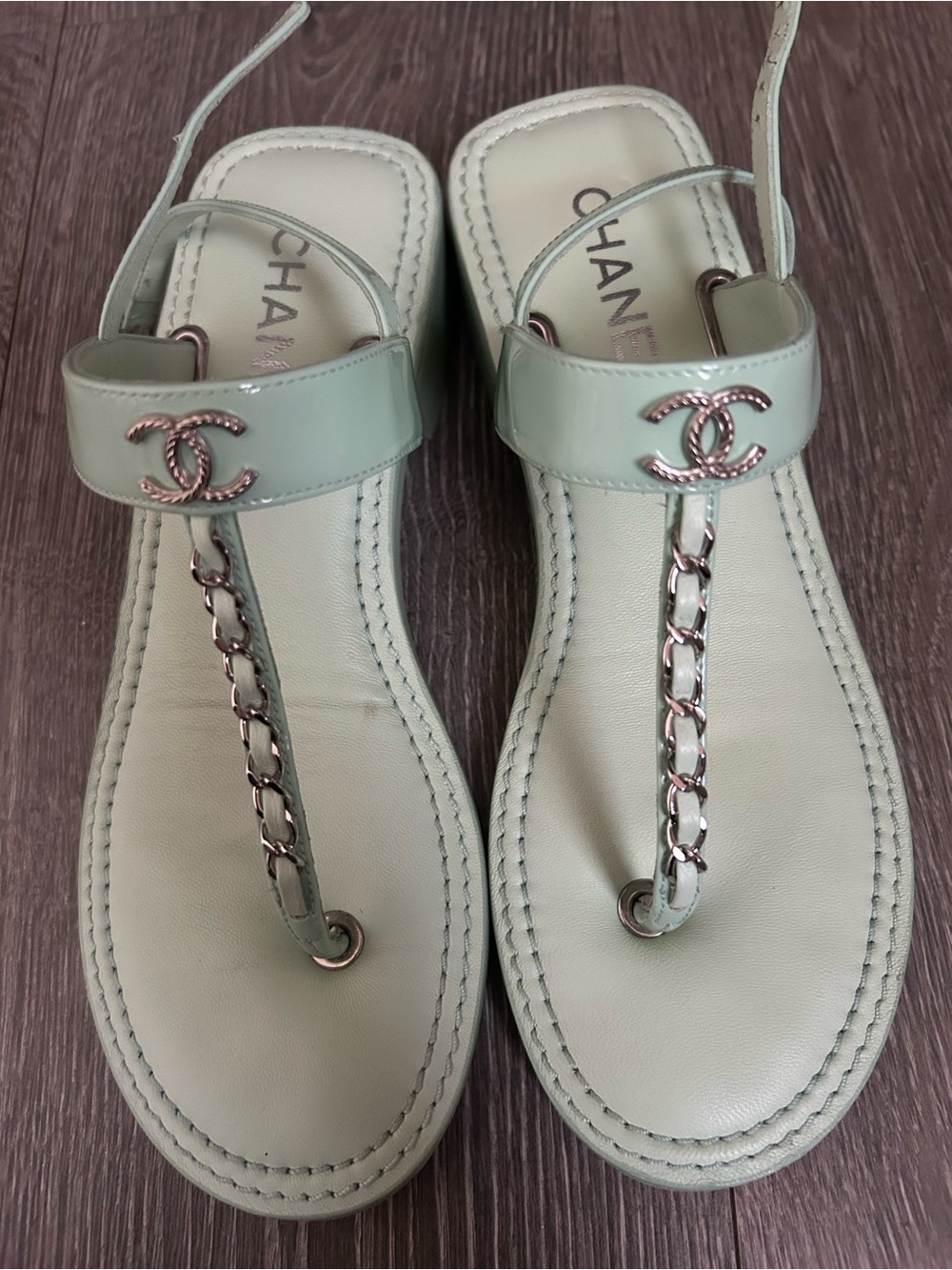 CHANEL Mint Green Leather Chain-Trim T-Strap Sandals